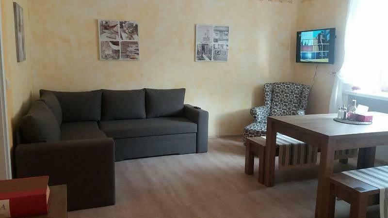 Apartman Lotos Apartment Микулов Екстериор снимка